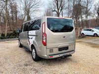 Gebraucht Ford Tourneo Titanium 155 PS (114 kW) 2013 Titangrau metallic Van / Kleinbus