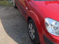 Gebraucht Kia Rio Basis 97 PS (71 kW) 2009 Rot Limousine