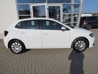Gebraucht VW Polo Life 95 PS (69 kW) 2022 Weiß Kleinwagen
