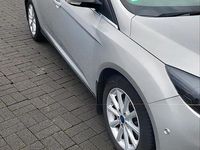 Gebraucht Ford Focus 125 PS (91 kW) 2015 Silber Kombi