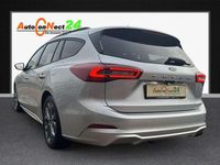 Gebraucht Ford Focus ST-Line X 155 PS (114 kW) 2024 Polarsilber Kombi