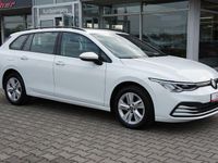 Gebraucht VW Golf VIII Life 150 PS (110 kW) 2021 Weiß Kombi