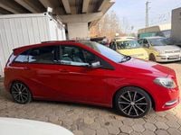 Gebraucht Mercedes B220 170 PS (125 kW) 2013 Rot Van / Kleinbus