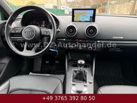 Gebraucht Audi A3 Comfort 116 PS (85 kW) 2017 Grau Limousine