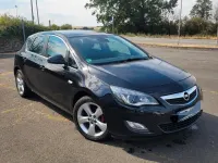 Gebraucht Opel Astra 116 PS (85 kW) 2010 Schwarz Limousine