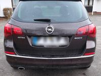 Gebraucht Opel Astra Edition 165 PS (121 kW) 2012 Braun Kombi