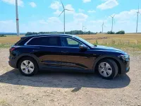 Gebraucht Audi e-tron Advanced 230 kW (313 PS) 2021 Schwarz SUV