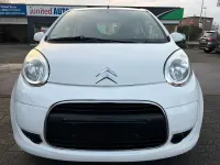 Gebraucht Citroën C1 70 PS (51 kW) 2011 Weiß Kleinwagen