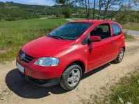 Gebraucht VW Fox 60 PS (44 kW) 2011 Rot Kleinwagen