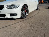 Gebraucht BMW 335 Cabriolet 306 PS (225 kW) 2012 Weiß Cabrio