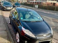 Gebraucht Ford Fiesta 95 PS (69 kW) 2010 Schwarz Kleinwagen