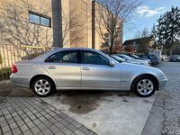 Gebraucht Mercedes E220 150 PS (110 kW) 2004 Silber Limousine