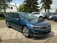 Używany VW Passat 218 KM (160 kW) 2021 Niebieski Kombi