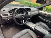 Gebraucht Mercedes E220 Avantgarde 170 PS (125 kW) 2013 Schwarz Kombi