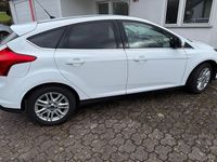 Gebraucht Ford Focus Titanium 125 PS (91 kW) 2013 Weiß Limousine