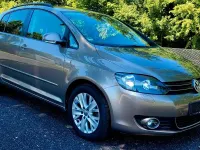 Gebraucht VW Golf Plus Life 105 PS (77 kW) 2013 Braun Van / Kleinbus