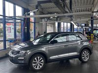 Gebraucht VW T-Roc Style 150 PS (110 kW) 2018 Grau SUV