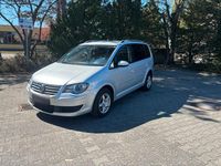 Gebraucht VW Touran 140 PS (102 kW) 2010 Silber Van / Kleinbus