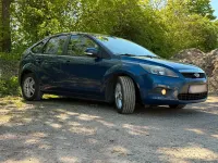 Gebraucht Ford Focus 101 PS (74 kW) 2010 Blau Limousine