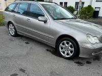 Gebraucht Mercedes C200 Avantgarde 163 PS (119 kW) 2003 Grau Kombi