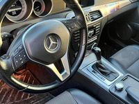 Gebraucht Mercedes C180 156 PS (114 kW) 2012 Schwarz Kombi
