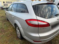 Gebraucht Ford Mondeo 175 PS (128 kW) 2010 Silber Kombi