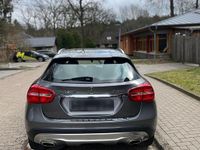 Gebraucht Mercedes 220 177 PS (130 kW) 2016 Grau SUV