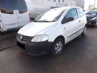Gebraucht VW Fox Basis 54 PS (39 kW) 2006 Weiß Kleinwagen