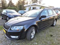 Gebraucht Skoda Octavia Ambition 105 PS (77 kW) 2014 Schwarzmagic perleffekt Kleinwagen