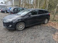Gebraucht Ford Focus 140 PS (102 kW) 2011 Schwarz Limousine