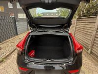 Gebraucht Volvo V40 114 PS (83 kW) 2015 Schwarz Limousine