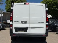 Gebraucht Renault Trafic Komfort 131 PS (96 kW) 2022 Weiß Van / Kleinbus