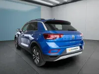 Gebraucht VW T-Roc 150 PS (110 kW) 2024 Blau SUV