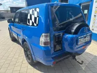 Gebraucht Mitsubishi Pajero Invite 200 PS (147 kW) 2011 Blau SUV