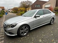 gebraucht Mercedes E200 2015 Iridiumsilber