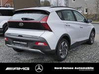 Gebraucht Hyundai Bayon Select 101 PS (74 kW) 2022 Sleek silver / met SUV