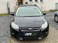 Gebraucht Ford Focus Trend 125 PS (91 kW) 2014 Schwarz Kombi