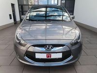 Gebraucht Hyundai ix20 125 PS (91 kW) 2015 Grau Kleinwagen