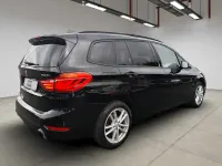 Gebraucht BMW 220 Gran Tourer Sport Line 192 PS (141 kW) 2018 Schwarz Van / Kleinbus
