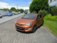 Gebraucht Hyundai i20 GO! 86 PS (63 kW) 2014 Bronzemett Kleinwagen