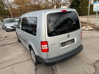 Gebraucht VW Caddy Maxi 140 PS (102 kW) 2011 Silber Van / Kleinbus