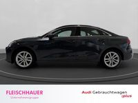 Gebraucht Audi A3 Ambiente 150 PS (110 kW) 2023 Rot Limousine