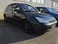 Second-hand Ford Focus 116 CP (85 kW) 2004 Verde Hatchback
