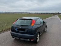 Gebraucht Ford Focus 115 PS (84 kW) 2000 Blau Coupé