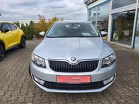 Gebraucht Skoda Octavia Elegance 105 PS (77 kW) 2014 Silber Limousine