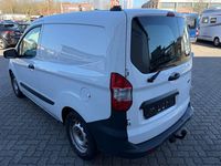 Gebraucht Ford Transit 101 PS (74 kW) 2018 Weiß Van / Kleinbus
