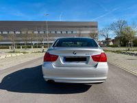 Gebraucht BMW 320 Comfort Edition 170 PS (125 kW) 2009 Silber Limousine