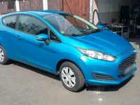 Gebraucht Ford Fiesta 59 PS (43 kW) 2014 Blau Kleinwagen