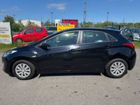 Gebraucht Hyundai i30 Trend 110 PS (80 kW) 2015 Schwarz Limousine