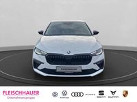 Neu Skoda 110 R 150 PS (110 kW) 2026 Moonweiss metallic Limousine
